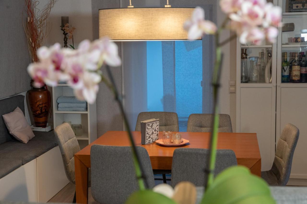 #2 Grosses Zimmer Mit Pool Und Garten เมมมิงเงน ภายนอก รูปภาพ